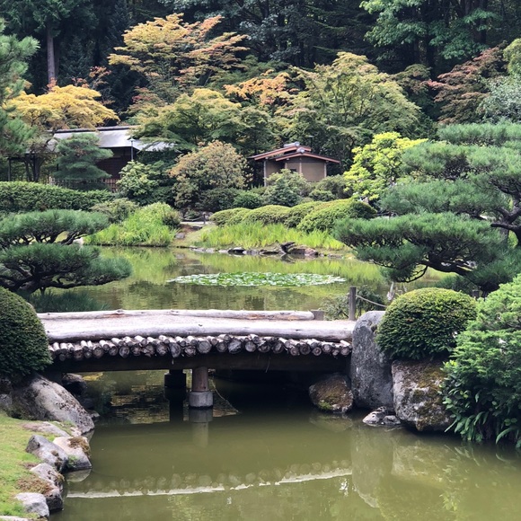 NO FAKES 💯% authentic items - Picture 3 of 15